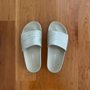 Steve Madden slides